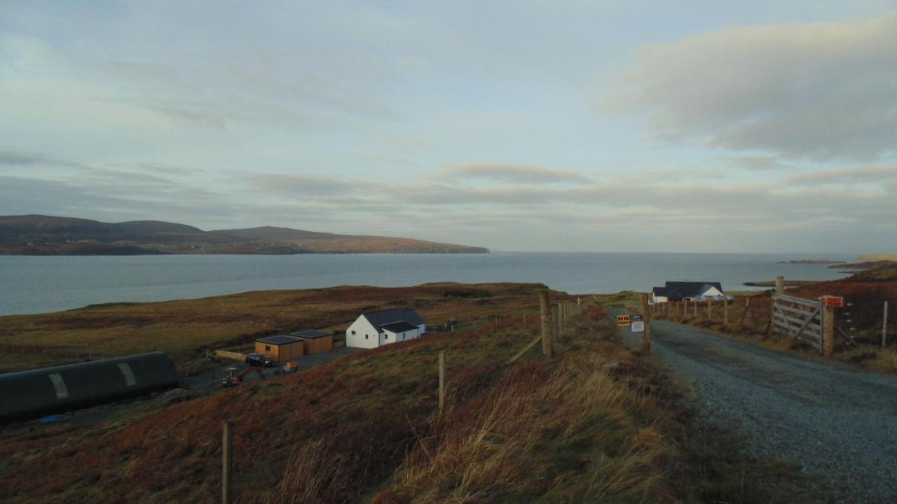 Lampay Chalets Dunvegan  Exterior photo