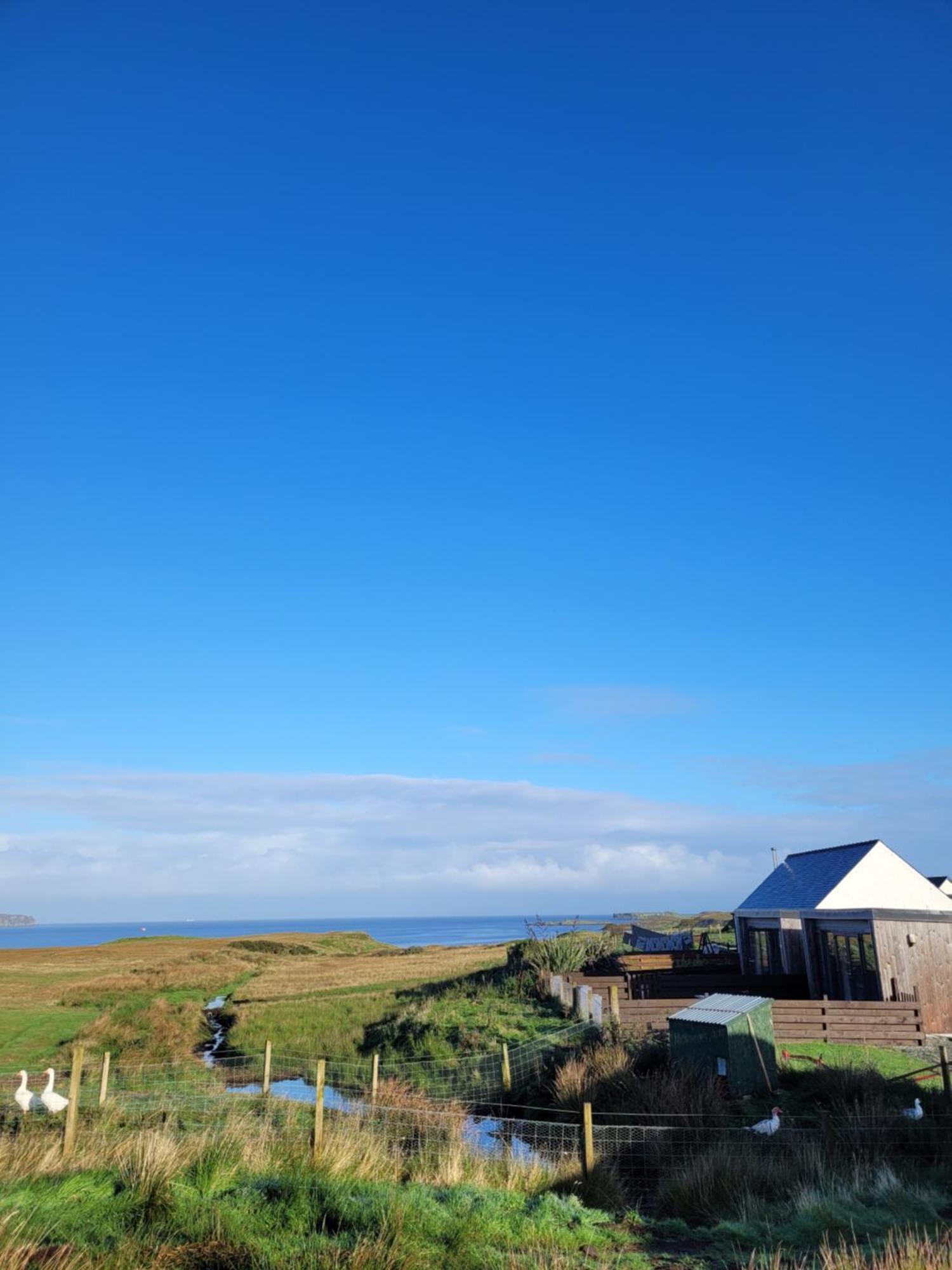 Lampay Chalets Dunvegan  Exterior photo